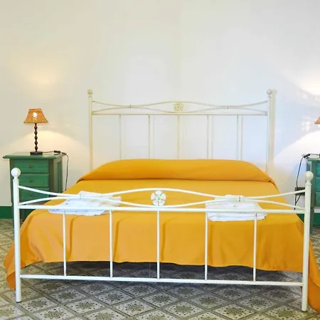 Holiday home Le Mannare Vacanze Di Metopa Srl *