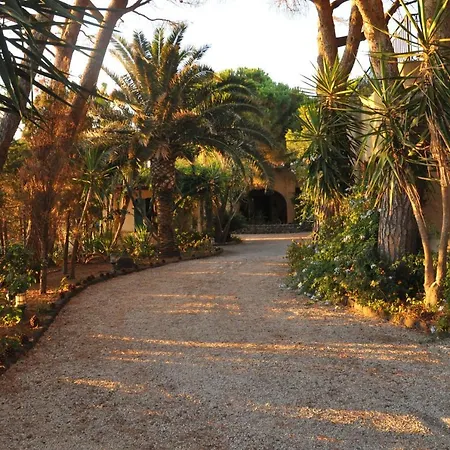 Le Mannare Vacanze Di Metopa Srl Сasa de vacaciones *