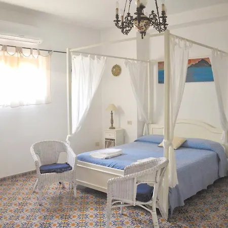 Le Mannare Vacanze Di Metopa Srl Holiday home *