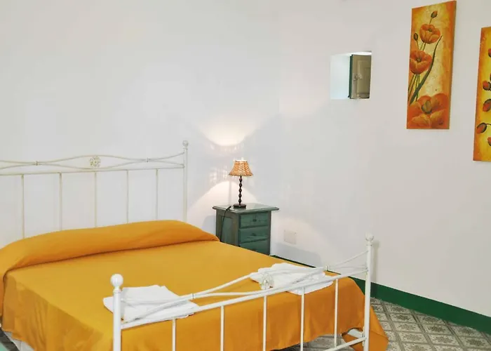 בית נופש Le Mannare Vacanze Di Metopa Srl *