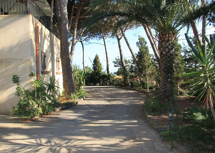 Le Mannare Vacanze Di Metopa Srl Holiday home Piano Conte