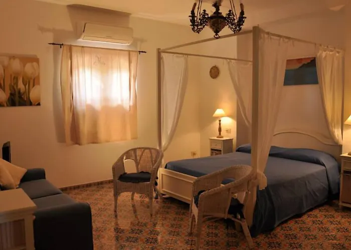 בית נופש Le Mannare Vacanze Di Metopa Srl *