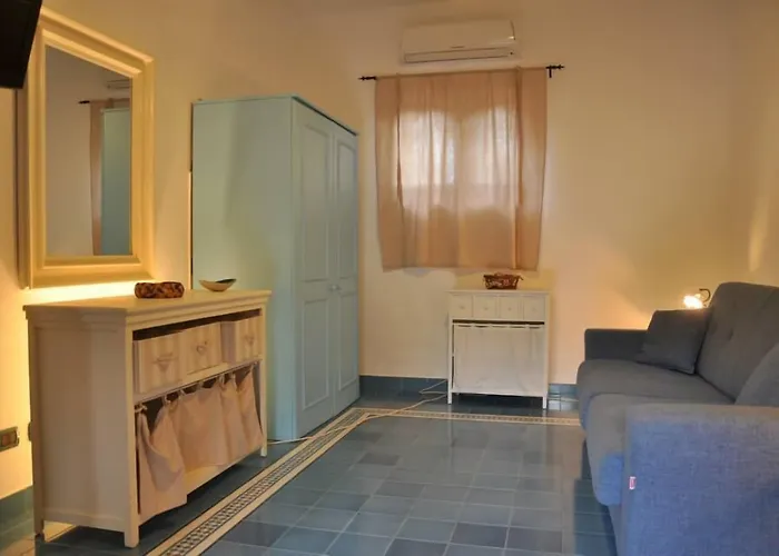 Le Mannare Vacanze Di Metopa Srl * Piano Conte